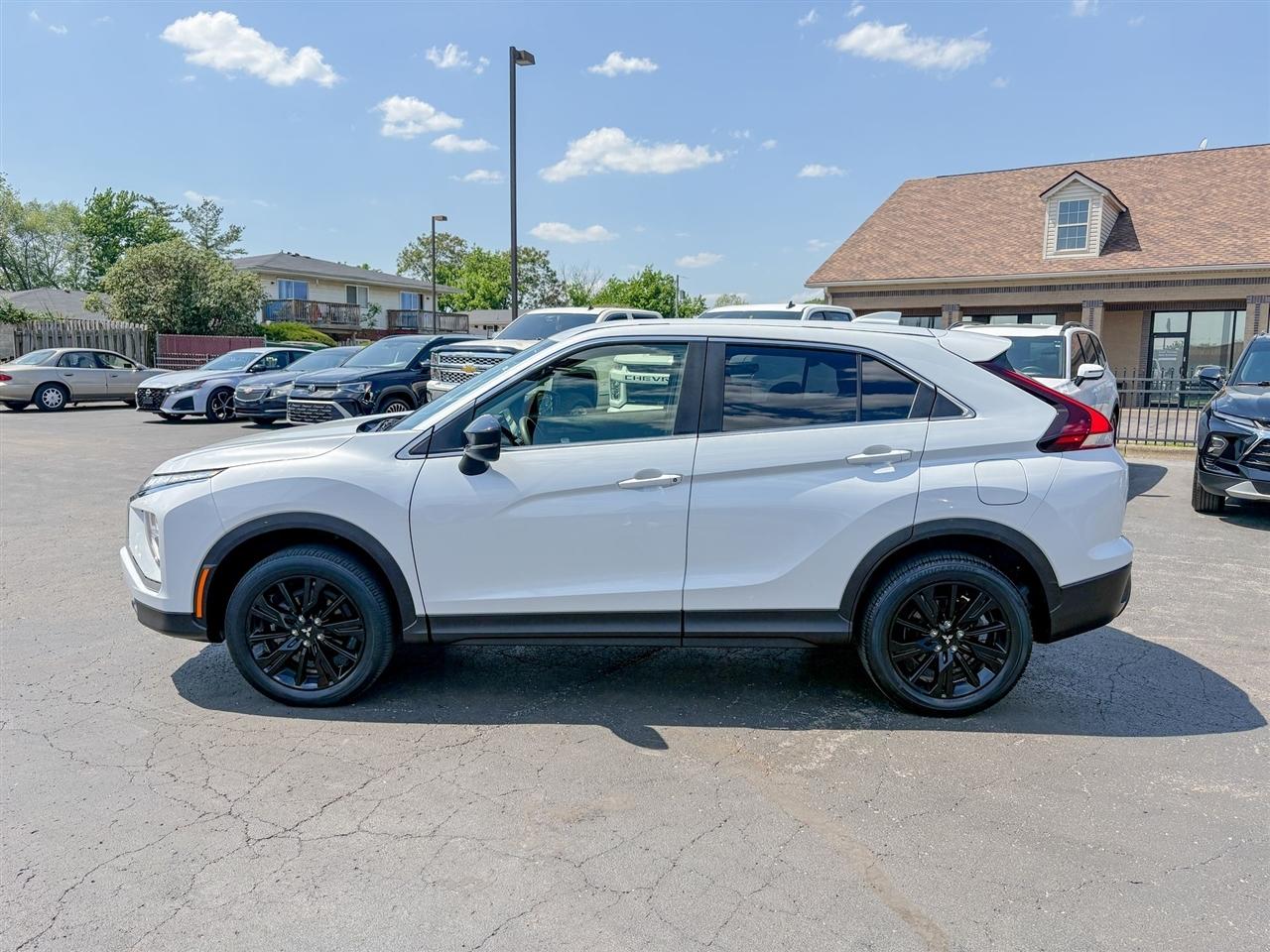 Mitsubishi Eclipse Cross  2023