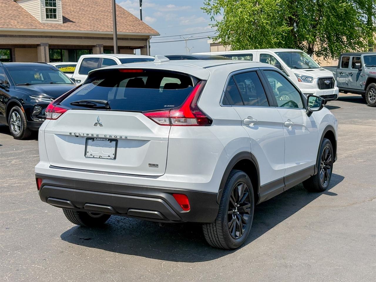 Mitsubishi Eclipse Cross  2023