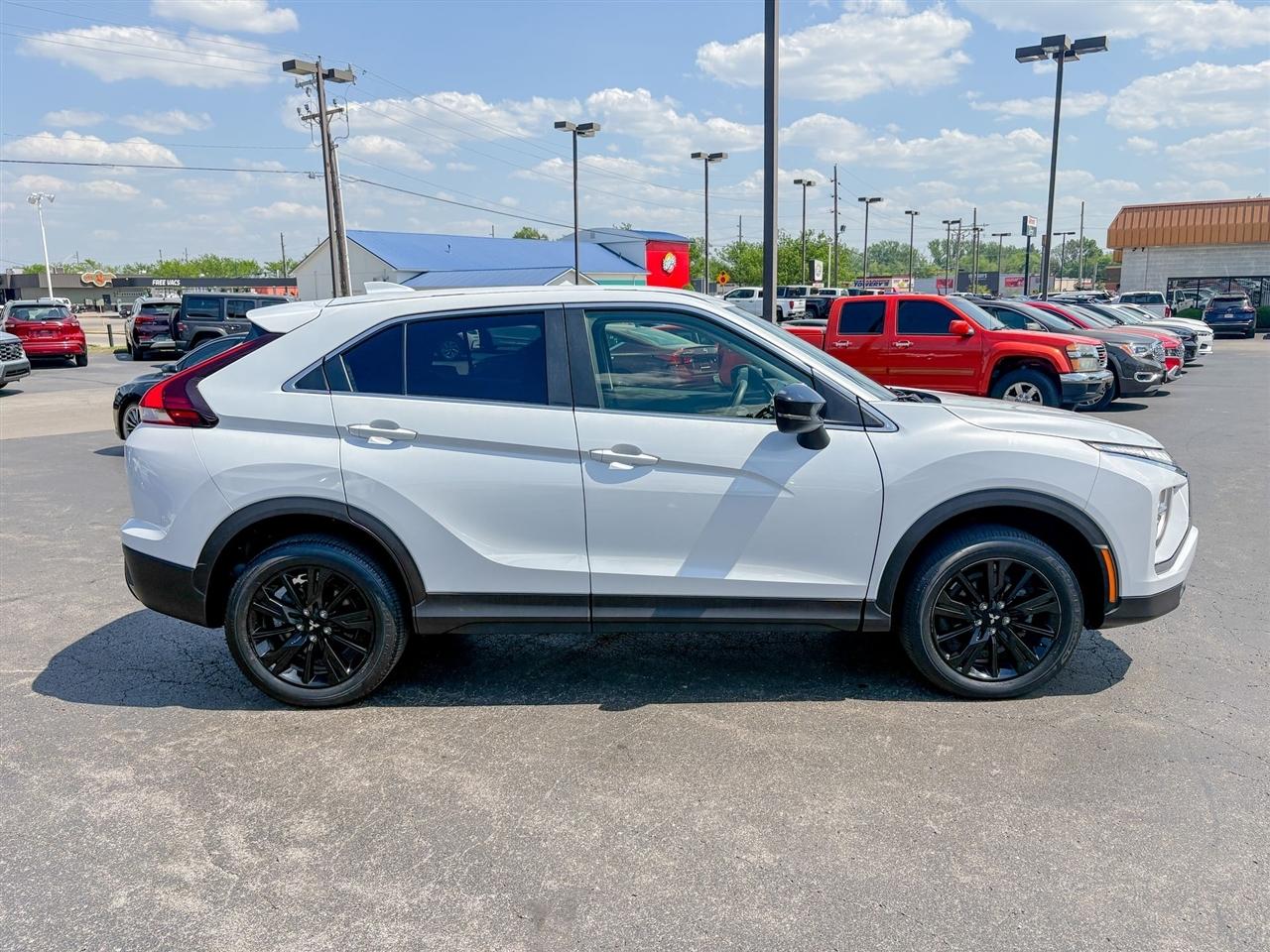 Mitsubishi Eclipse Cross  2023