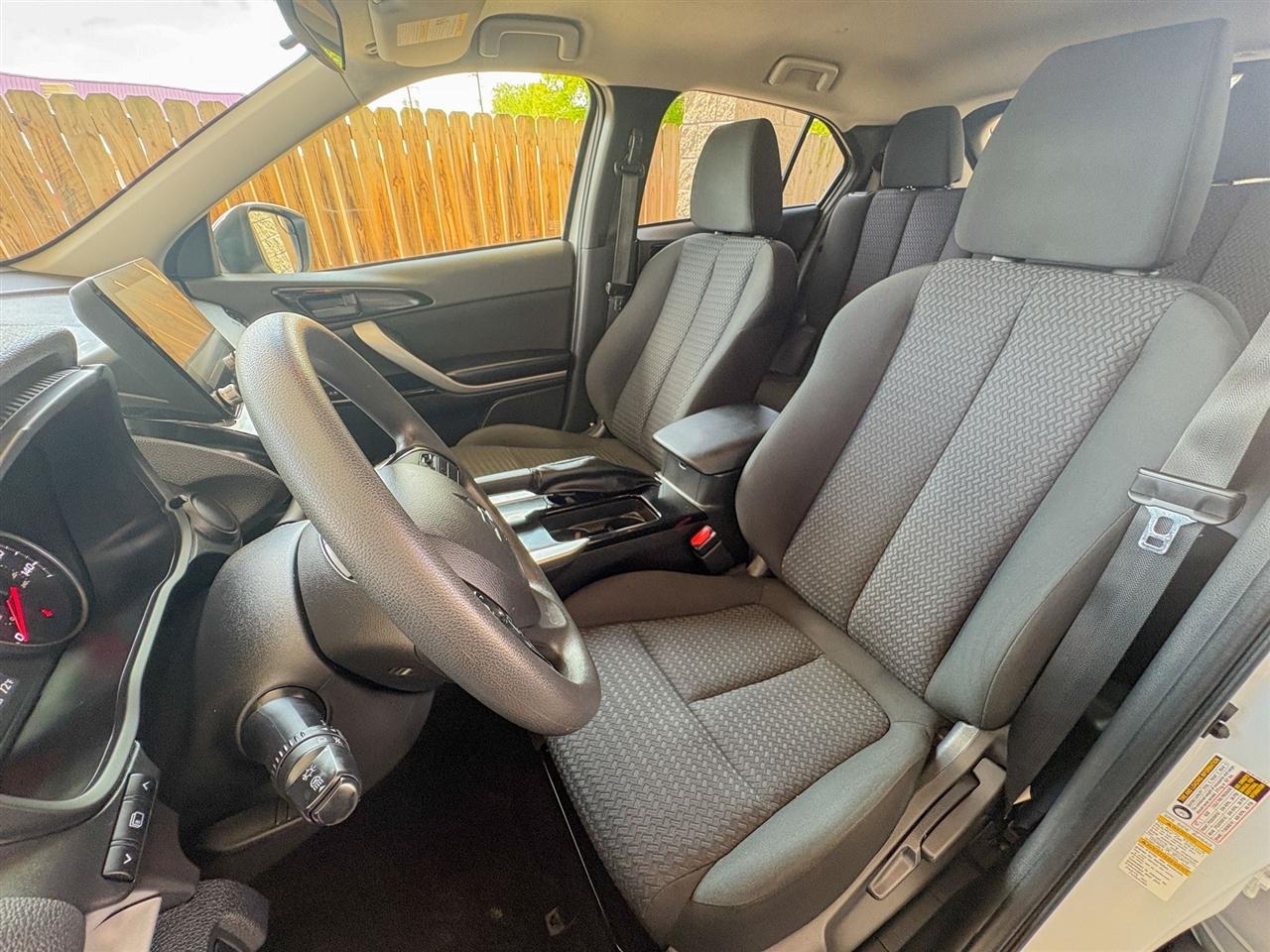 Mitsubishi Eclipse Cross  2023