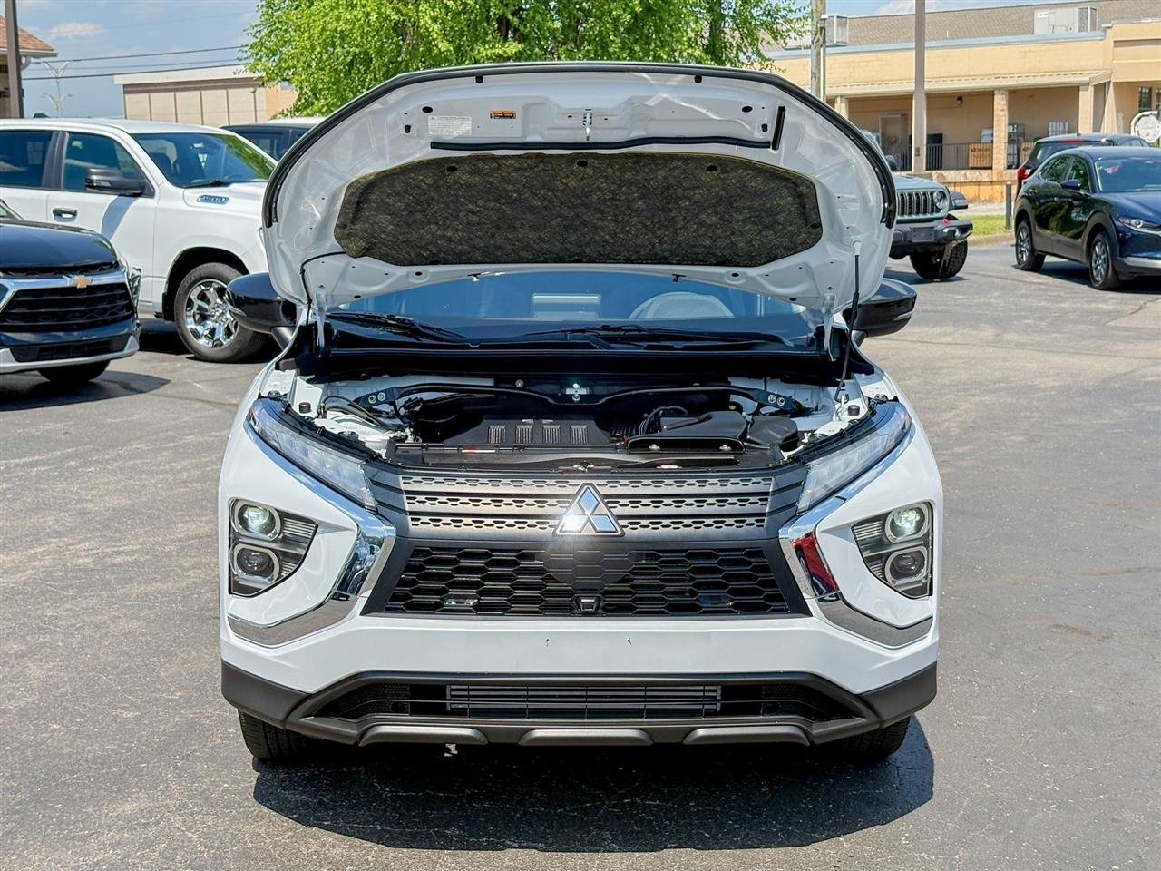 Mitsubishi Eclipse Cross  2023