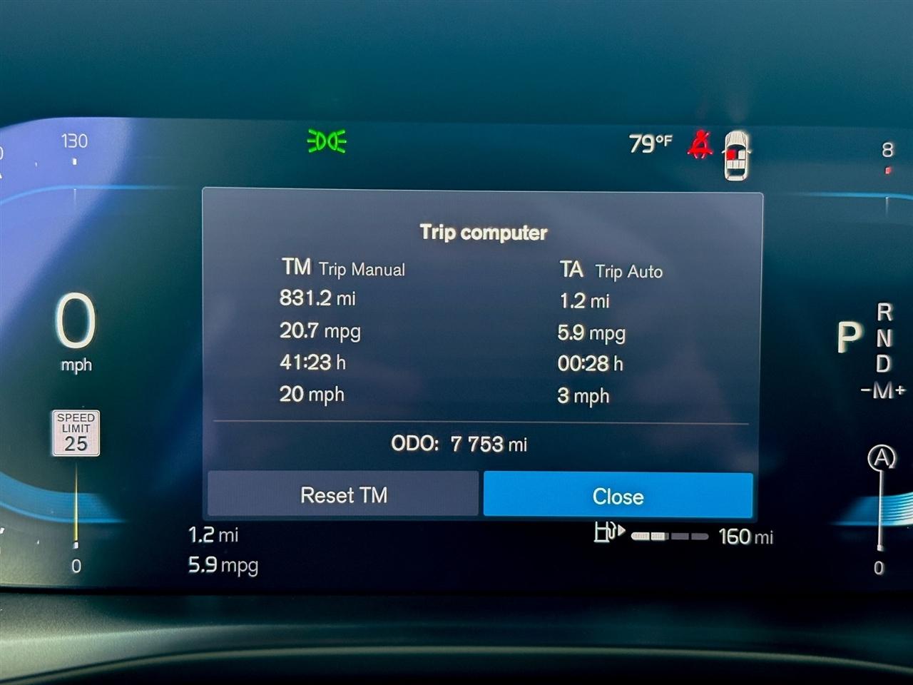Volvo XC40 B5 Plus Dark AWD 2024