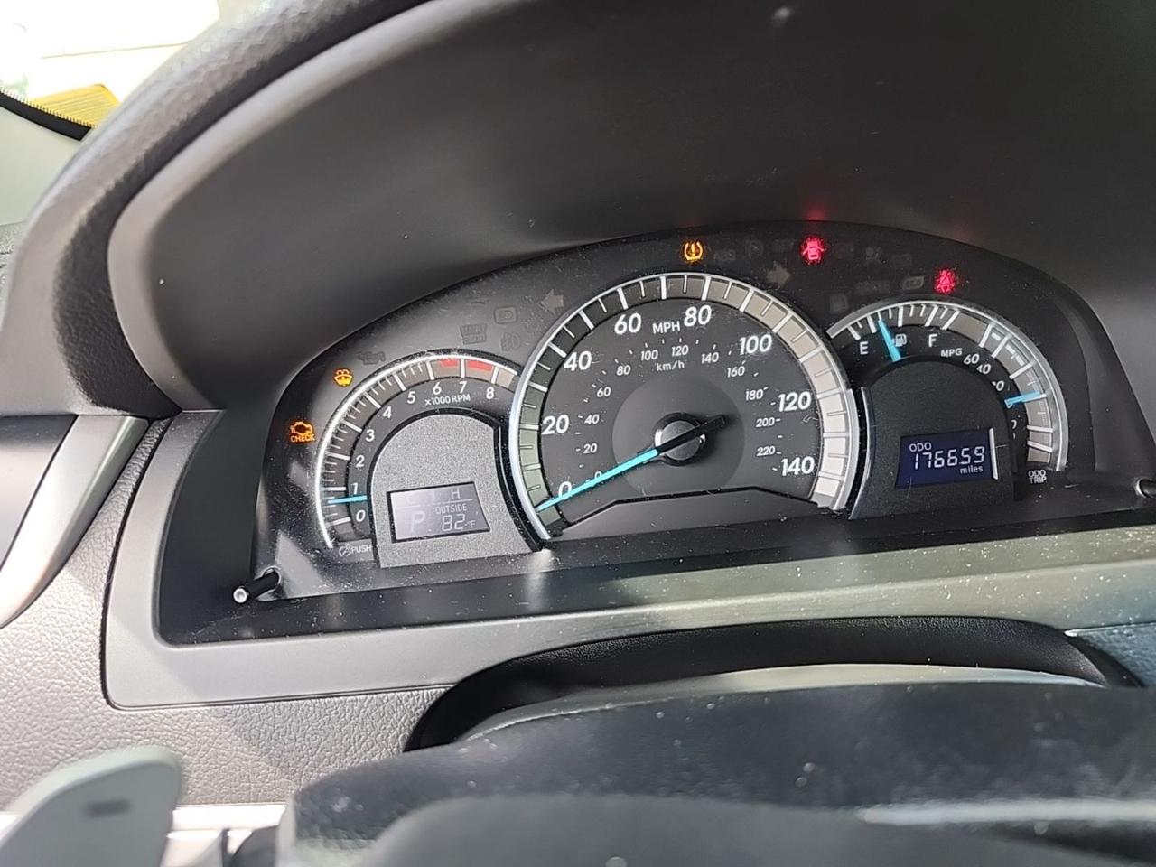 Toyota Camry 4dr Sdn I4 Auto SE Sport Limited Edition (Natl) 2012