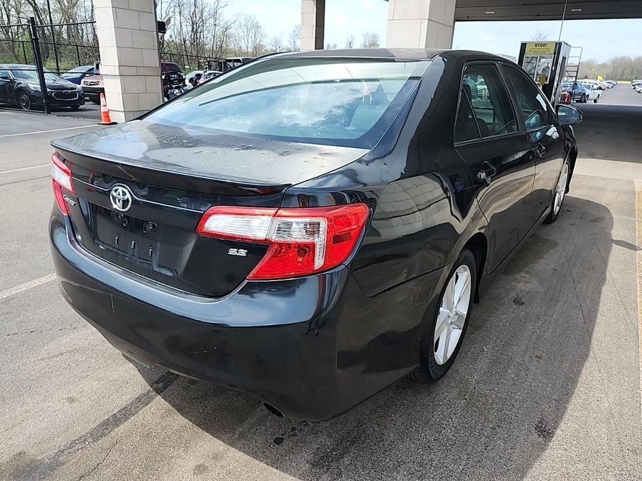Toyota Camry  2012