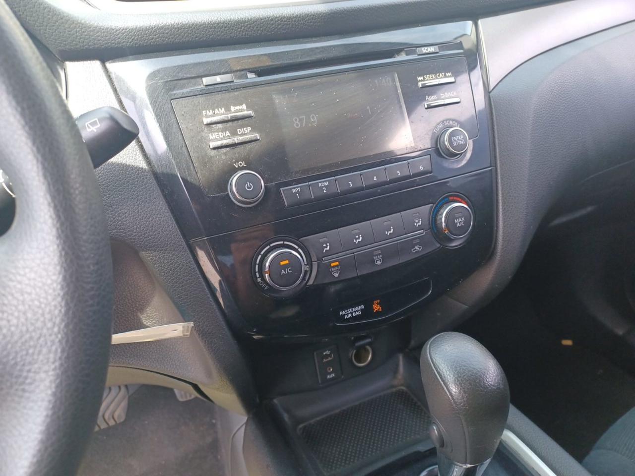 Nissan Rogue FWD 4dr S 2016