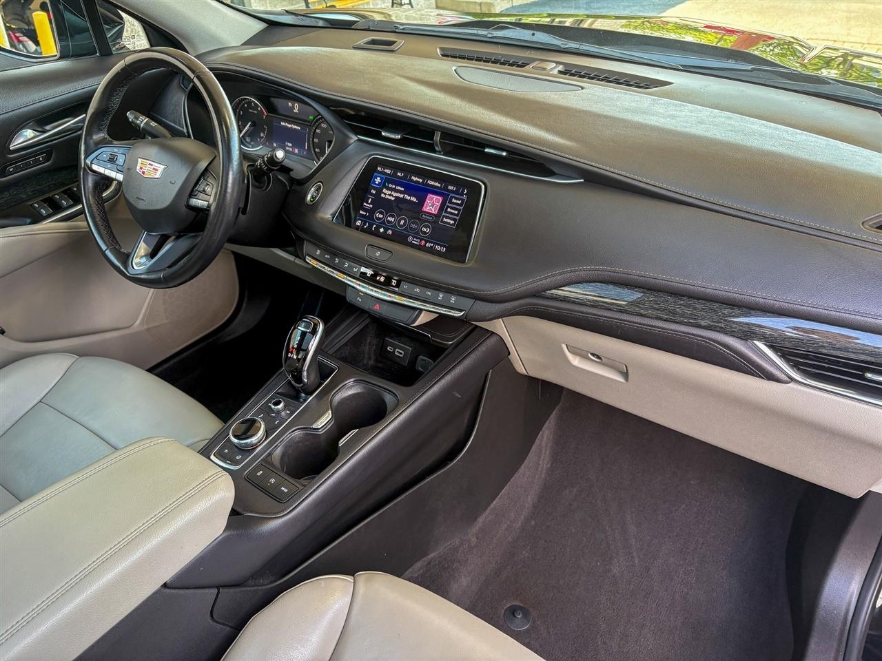 Cadillac XT4  2022