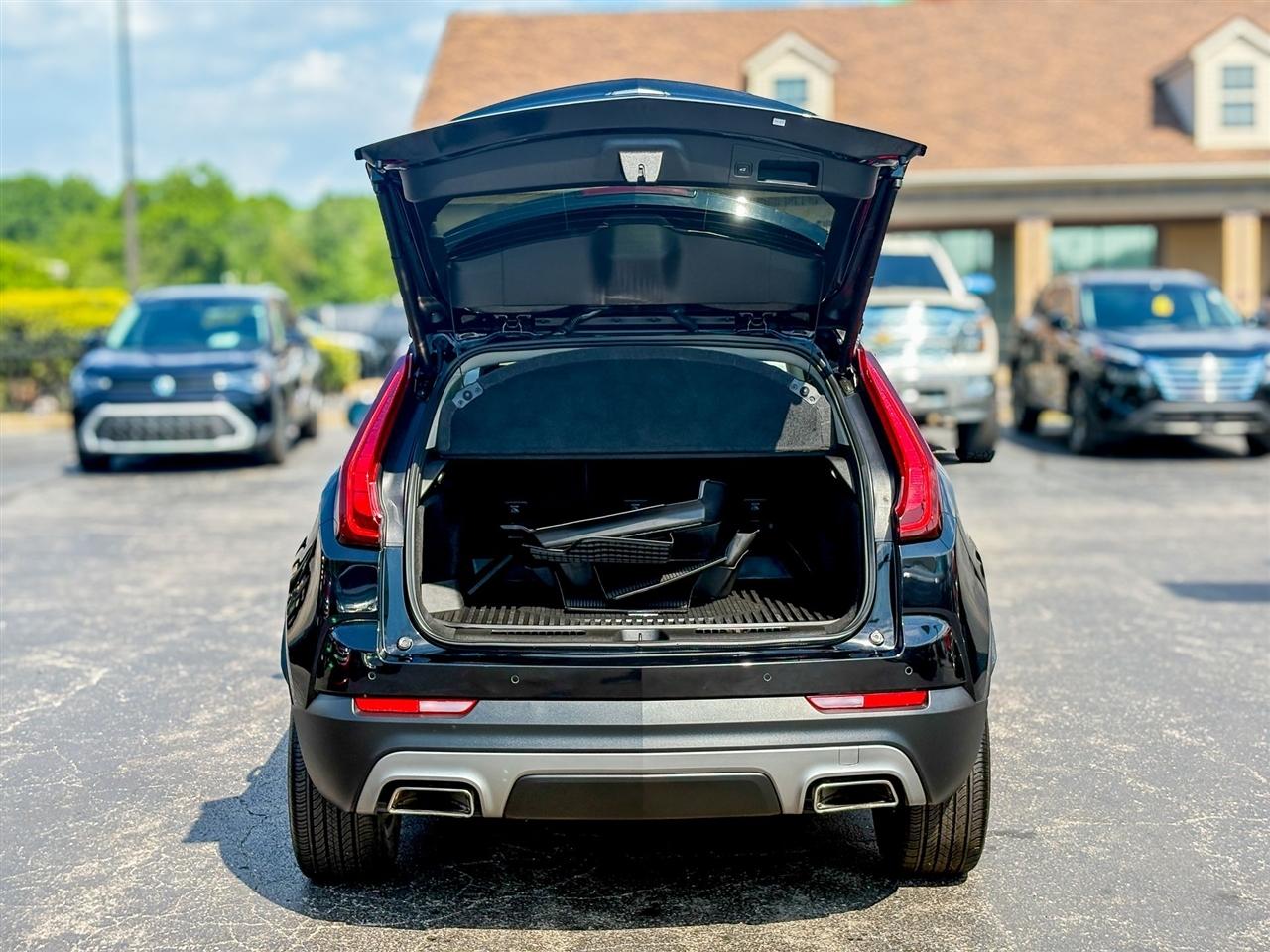 Cadillac XT4 Premium Luxury AWD 2022
