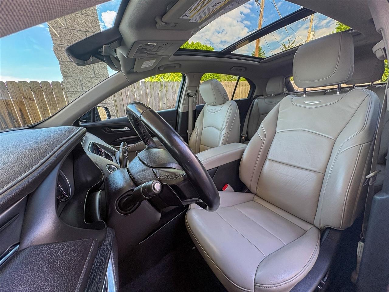 Cadillac XT4 Premium Luxury AWD 2022