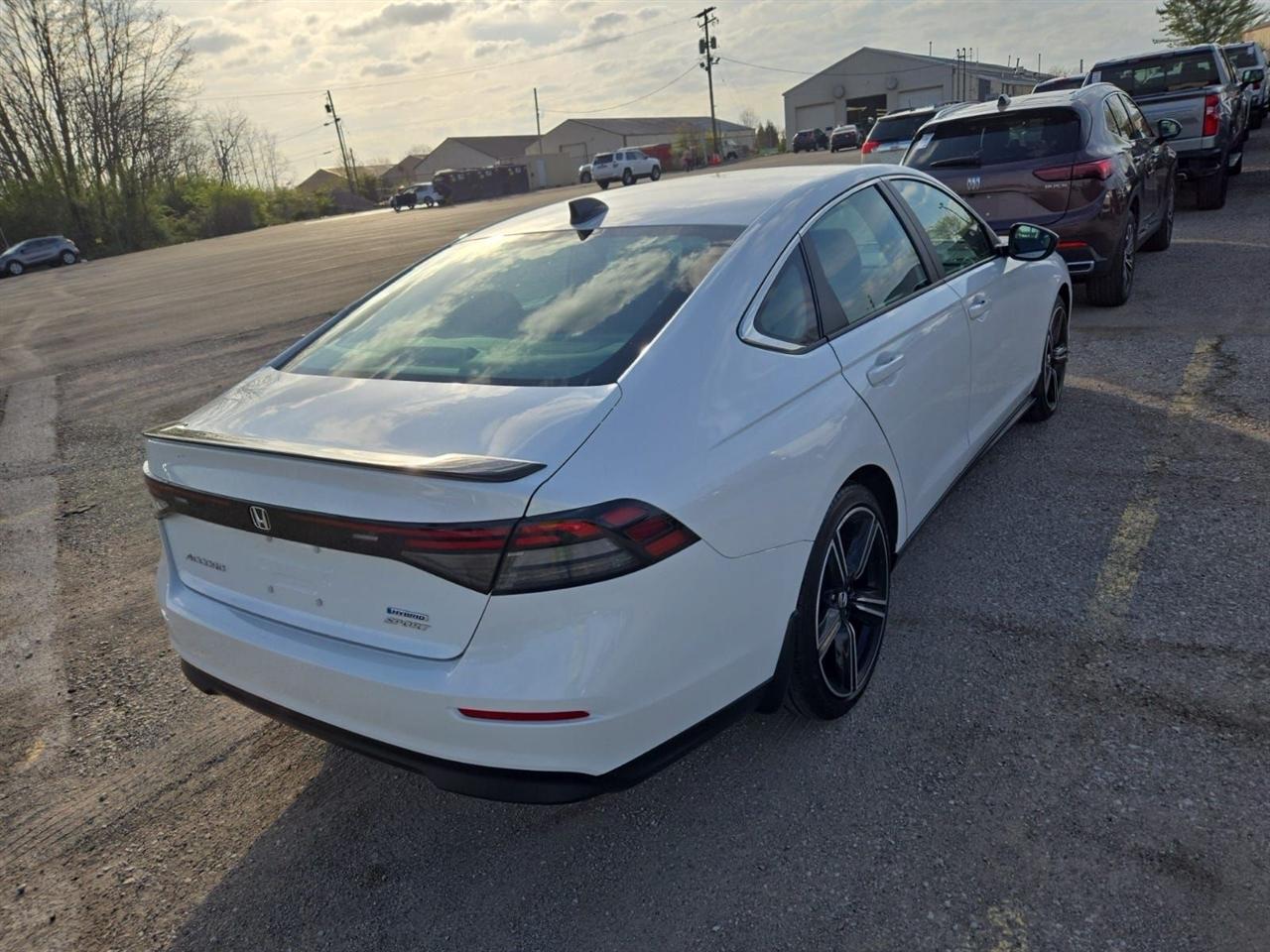 Honda Accord Hybrid  2025