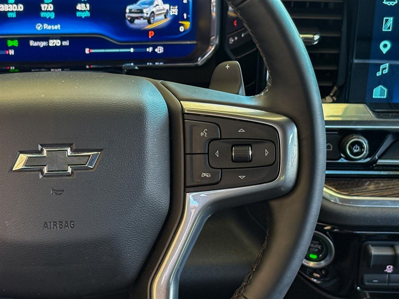Chevrolet Silverado 1500 LT Trail Boss Crew Cab 4WD 2025