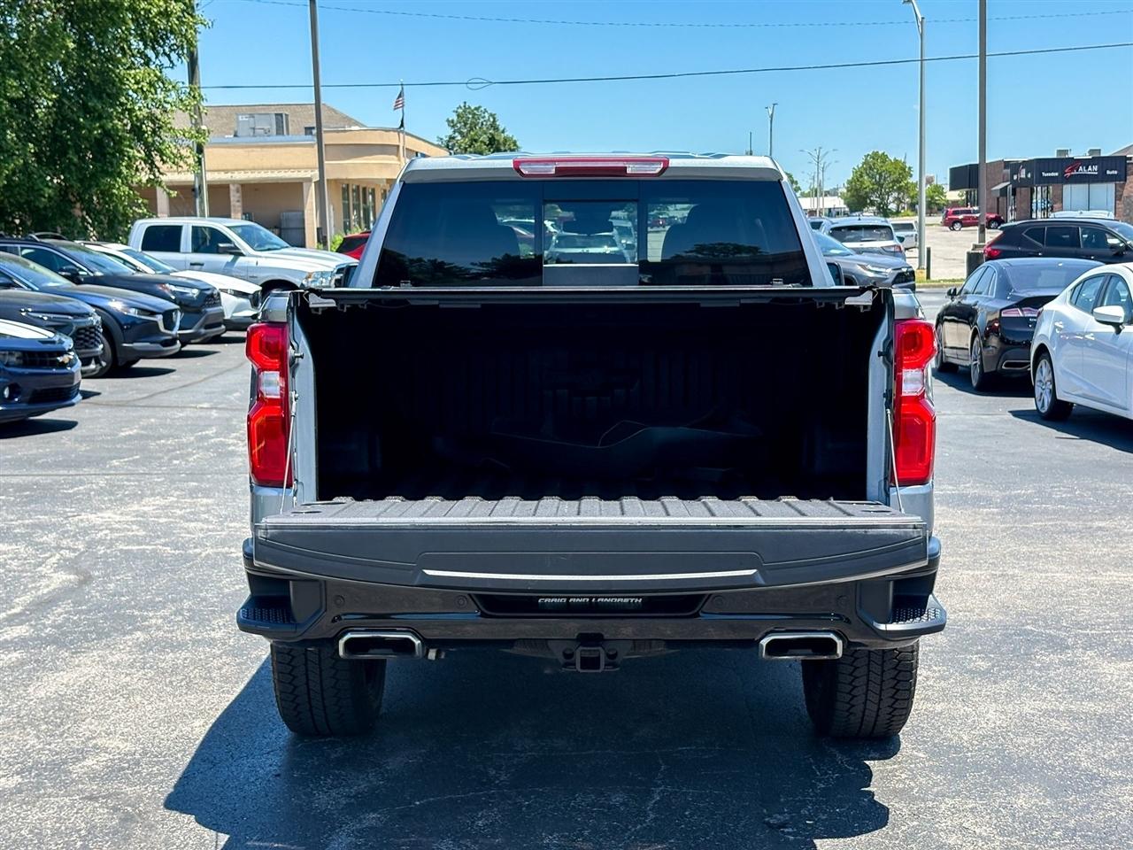 Chevrolet Silverado 1500 LT Trail Boss Crew Cab 4WD 2025