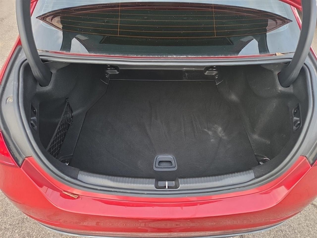 Mercedes-Benz C-Class  2023