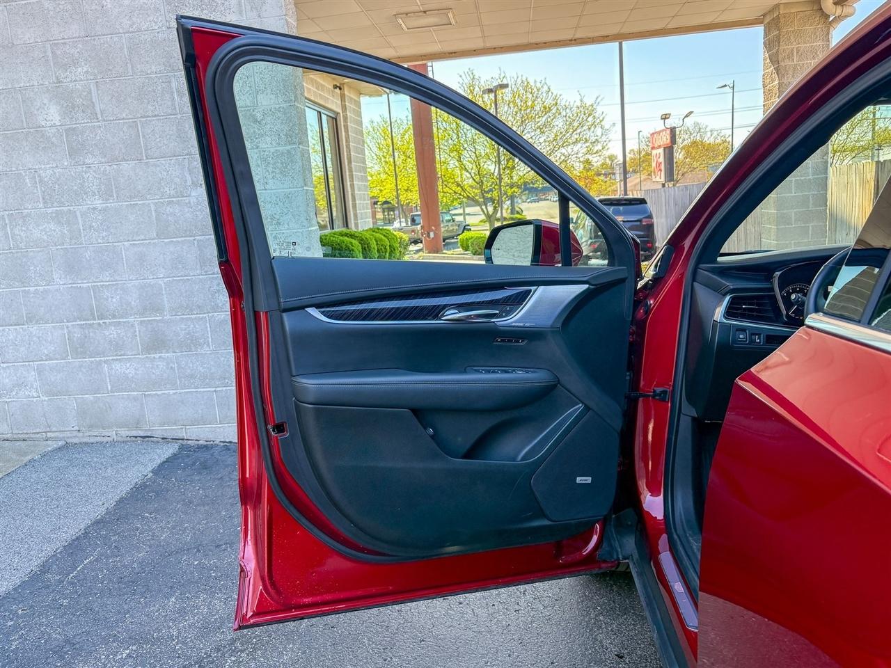 Mercedes-Benz C-Class  2023