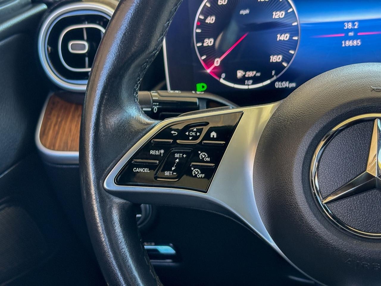 Mercedes-Benz C-Class  2023