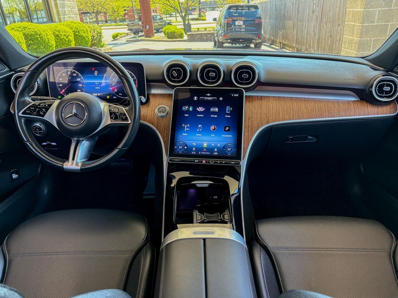 Mercedes-Benz C-Class  2023