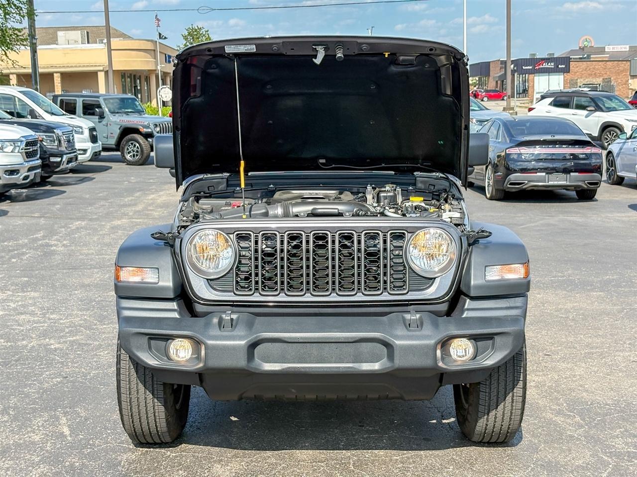 Jeep Wrangler  2025