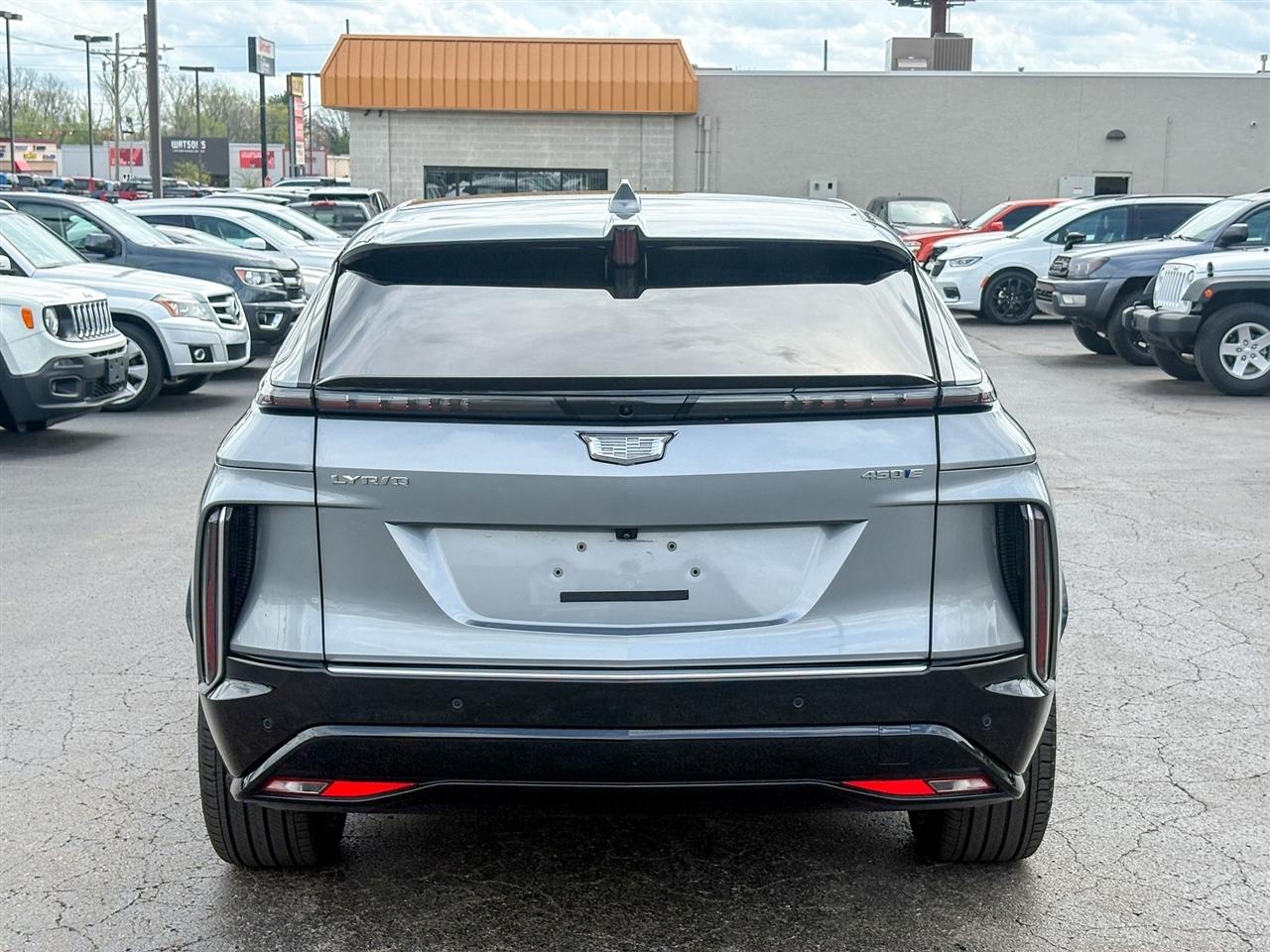 Cadillac Lyriq  2024