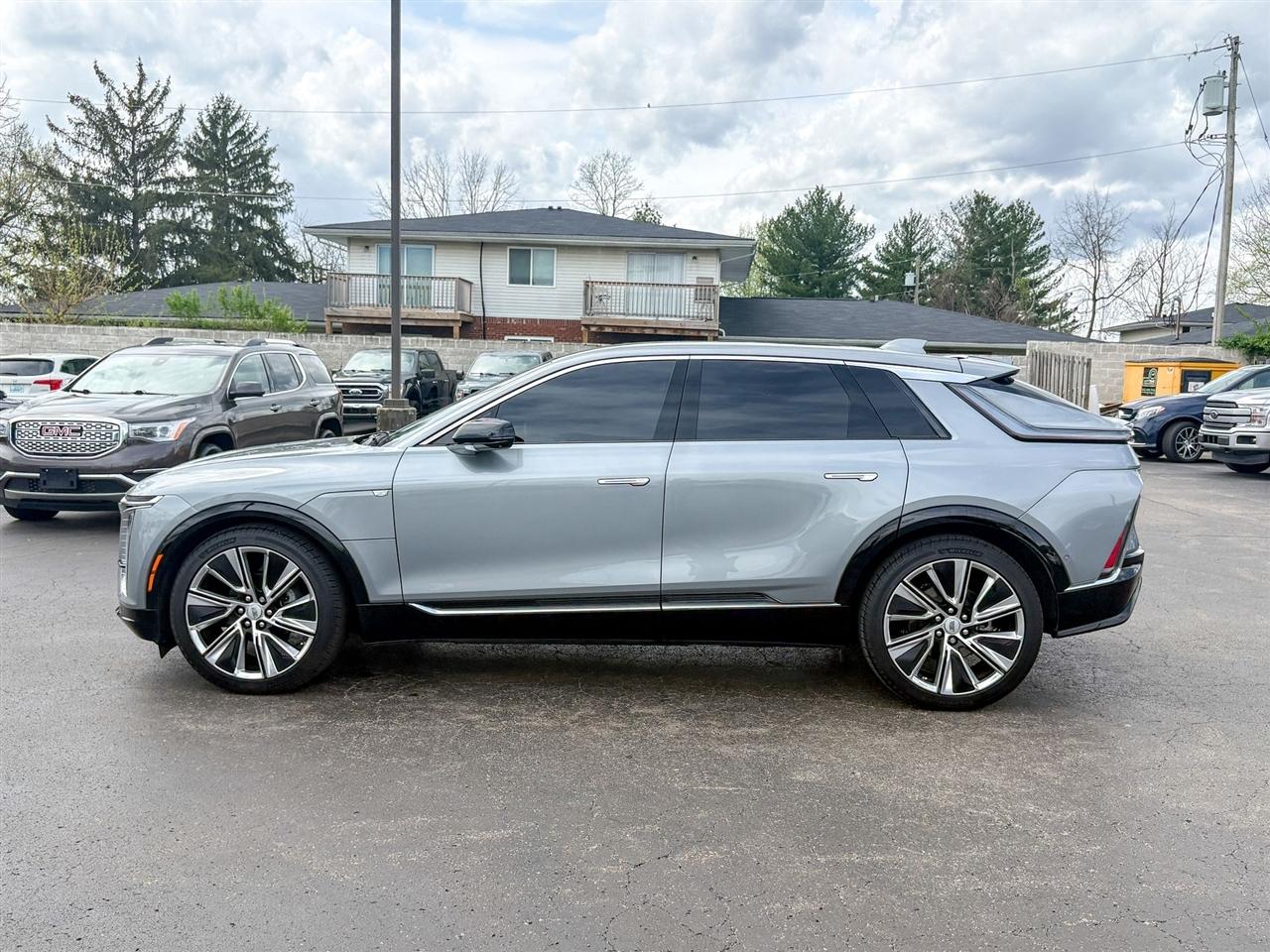 Cadillac Lyriq  2024