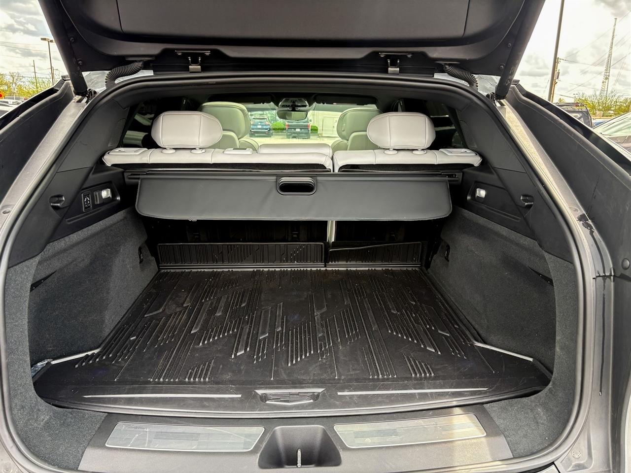 Cadillac Lyriq  2024