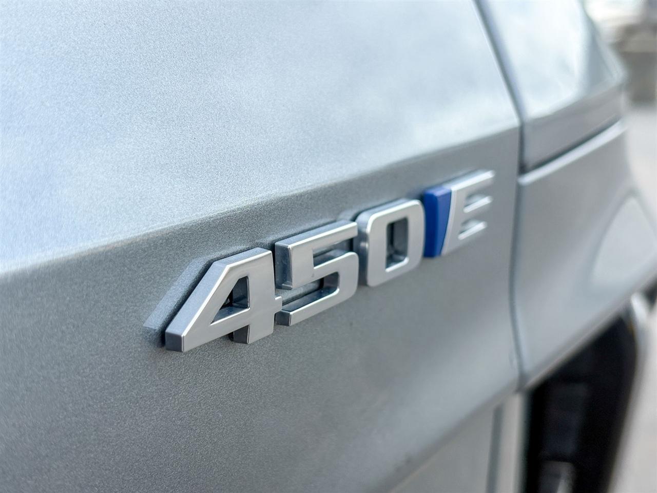 Cadillac Lyriq  2024