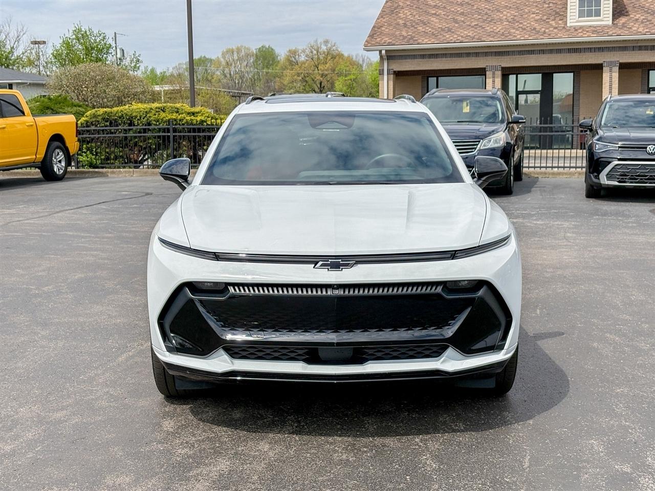 Chevrolet Equinox EV  2024