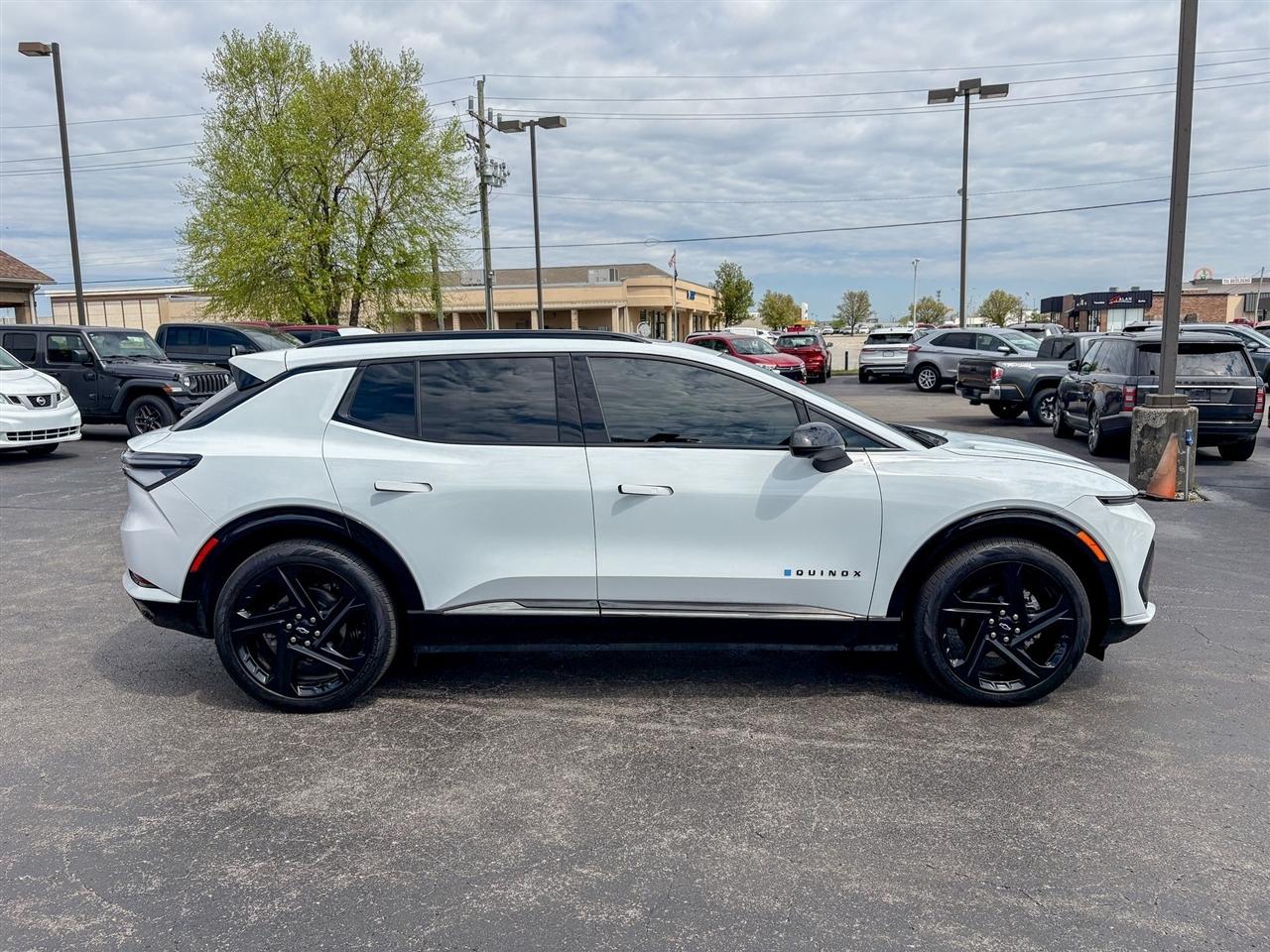 Chevrolet Equinox EV  2024