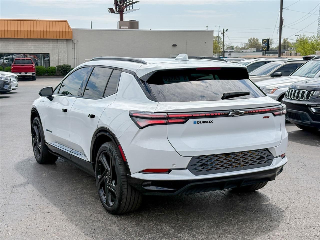 Chevrolet Equinox EV  2024