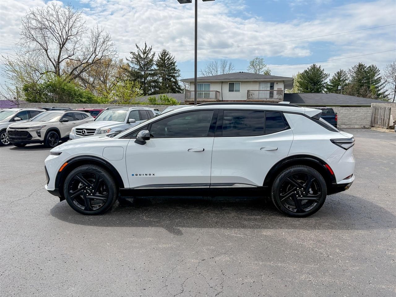 Chevrolet Equinox EV  2024