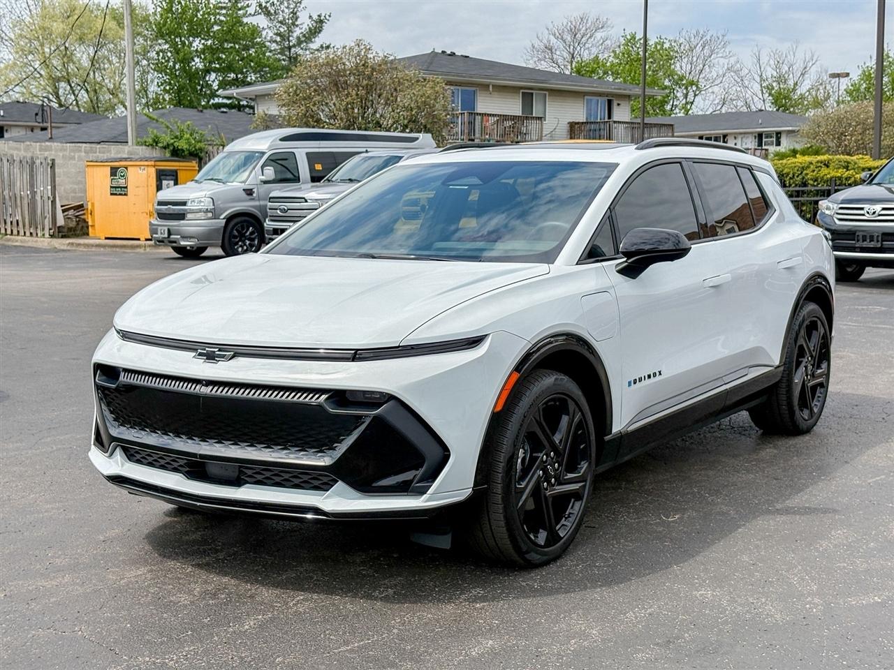 Chevrolet Equinox EV  2024