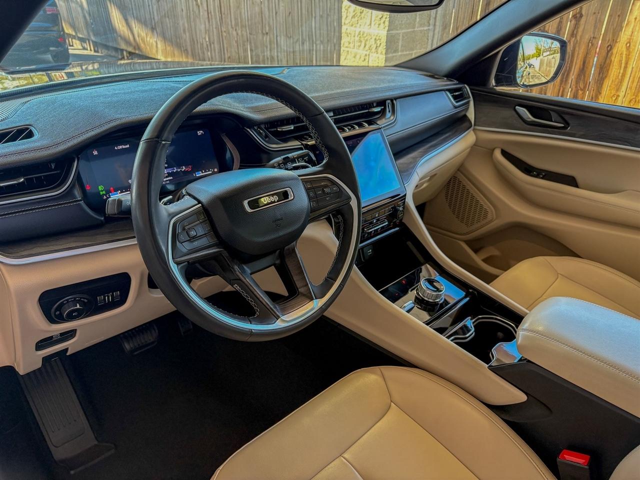 Jeep Grand Cherokee L  2023