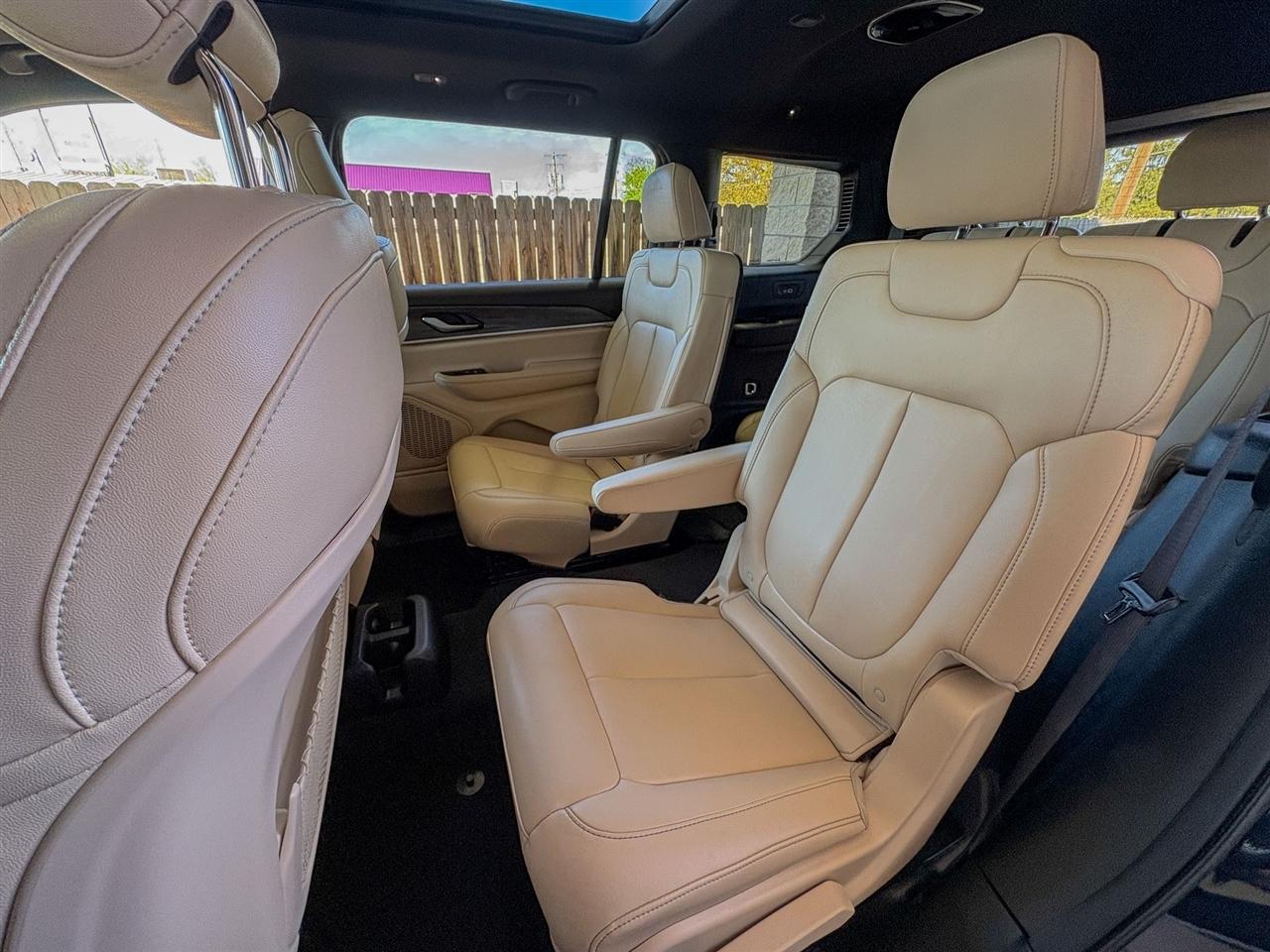 Jeep Grand Cherokee L  2023