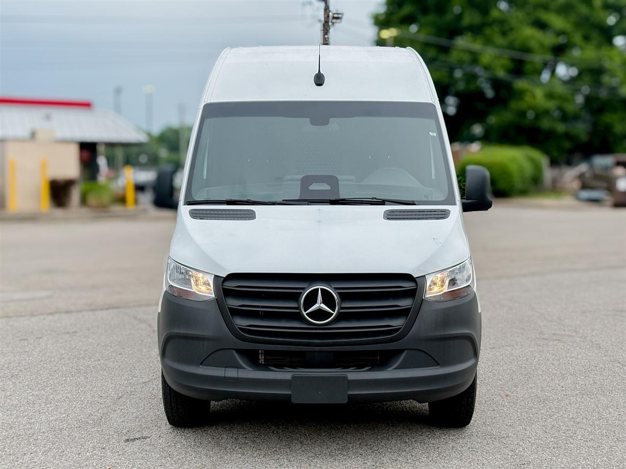Mercedes-Benz Sprinter Cargo Van  2025