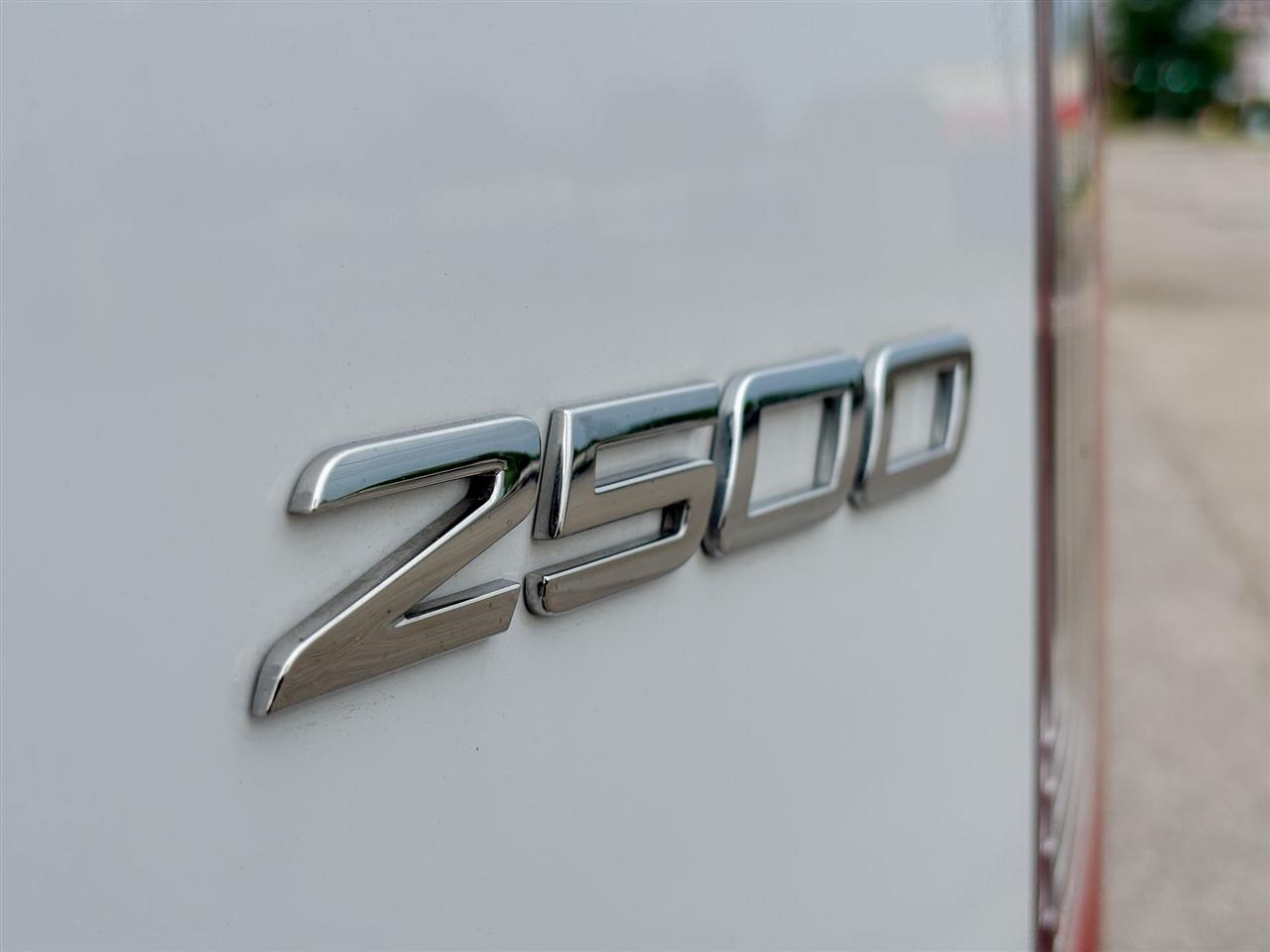 Mercedes-Benz Sprinter Cargo Van  2025