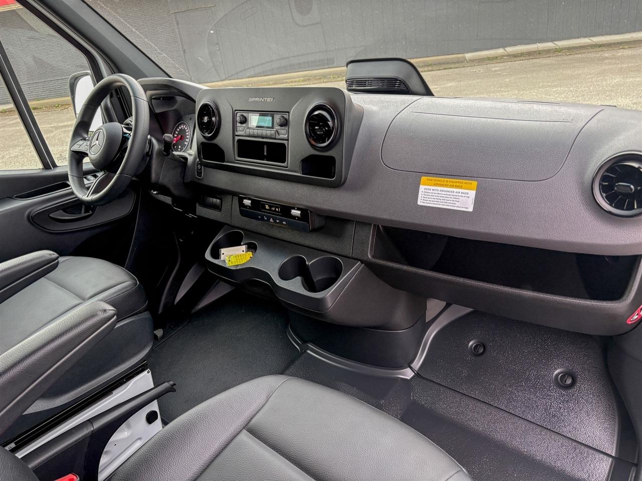 Mercedes-Benz Sprinter Cargo Van  2025