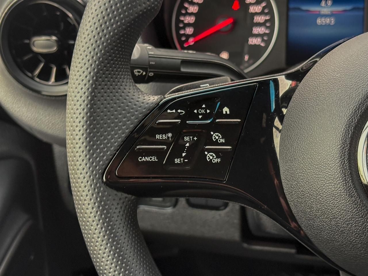 Mercedes-Benz Sprinter Cargo Van  2025