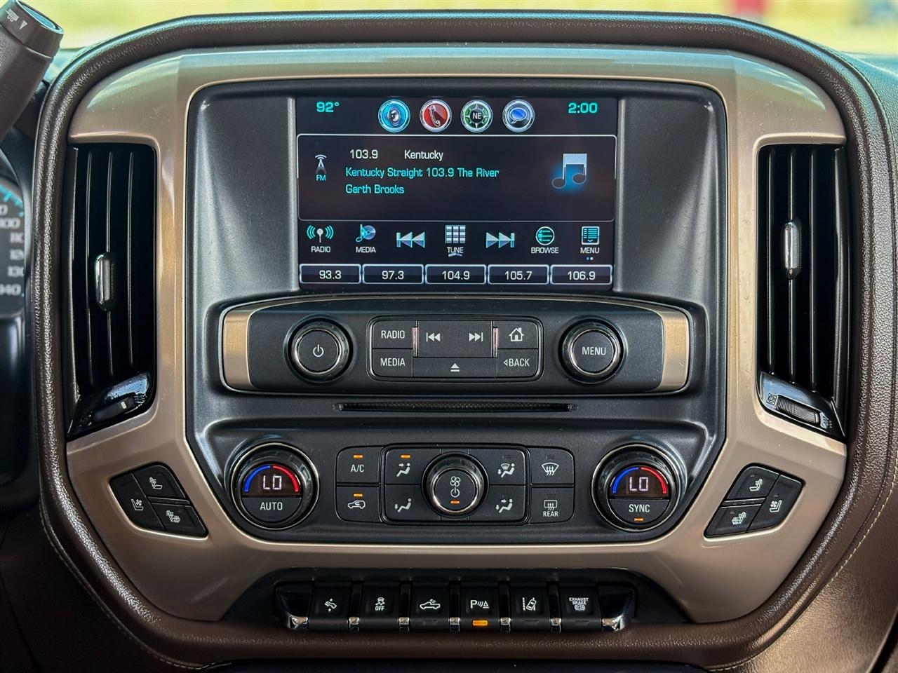 GMC Sierra 3500HD Denali Crew Cab 4WD 2017