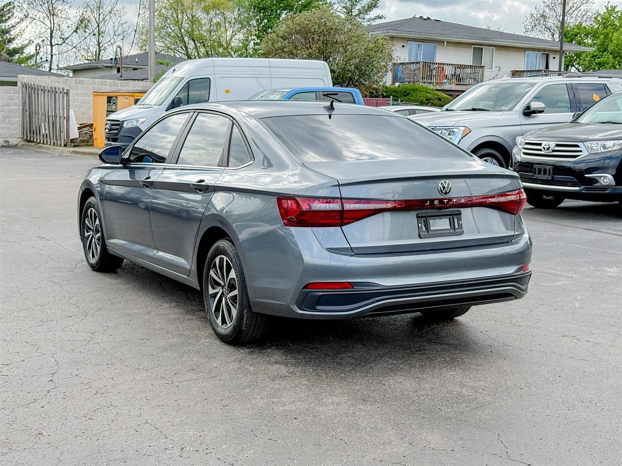 Volkswagen Jetta  2025