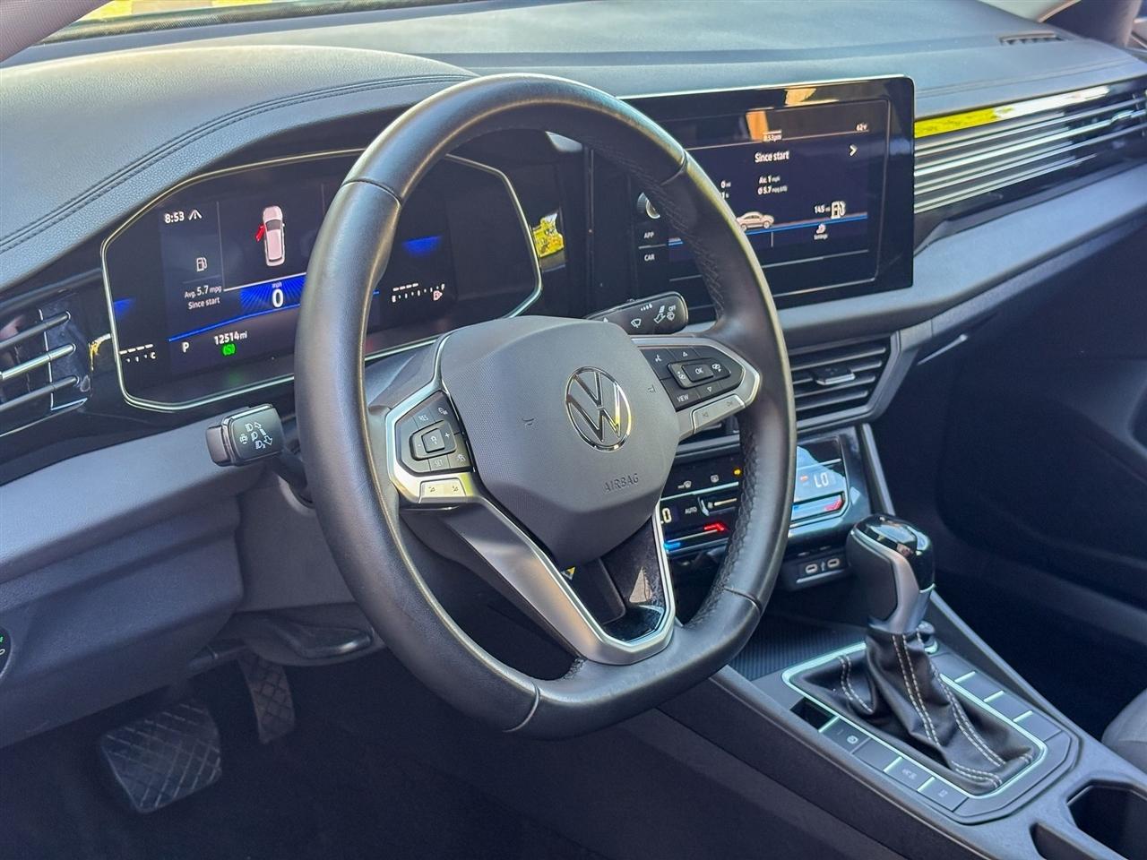 Volkswagen Jetta  2025