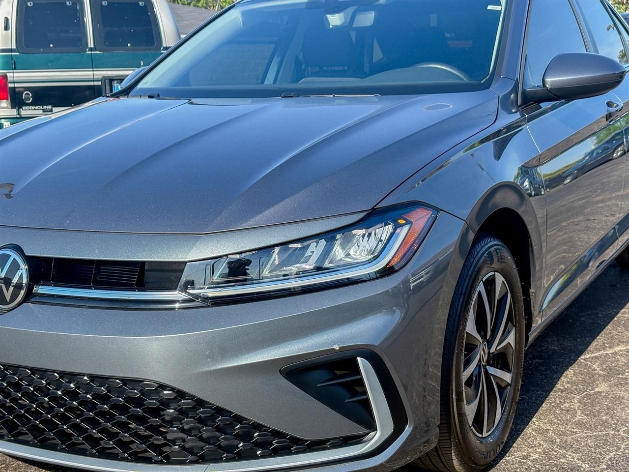 Volkswagen Jetta  2025