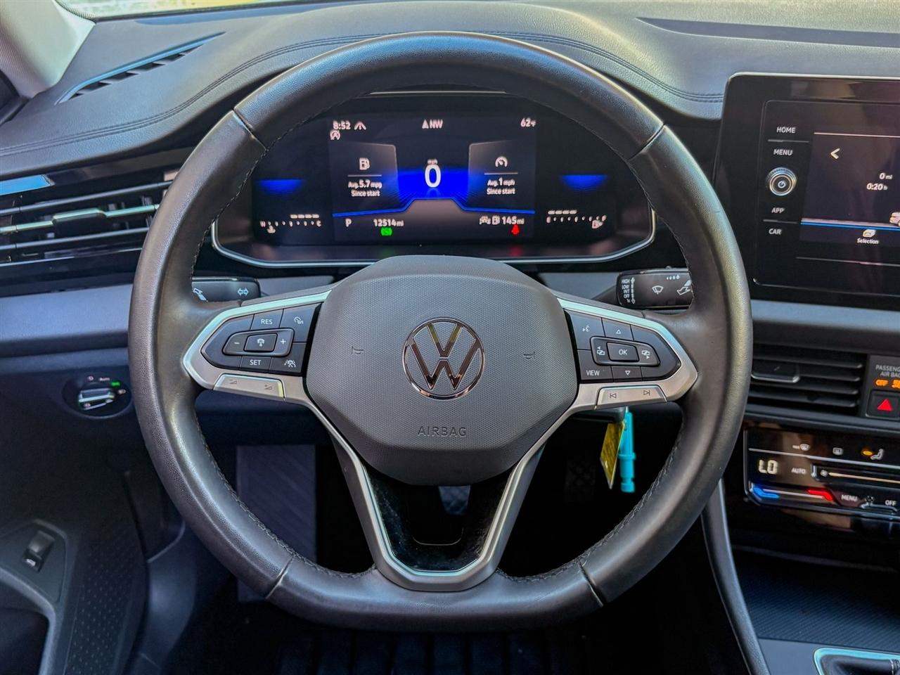 Volkswagen Jetta  2025