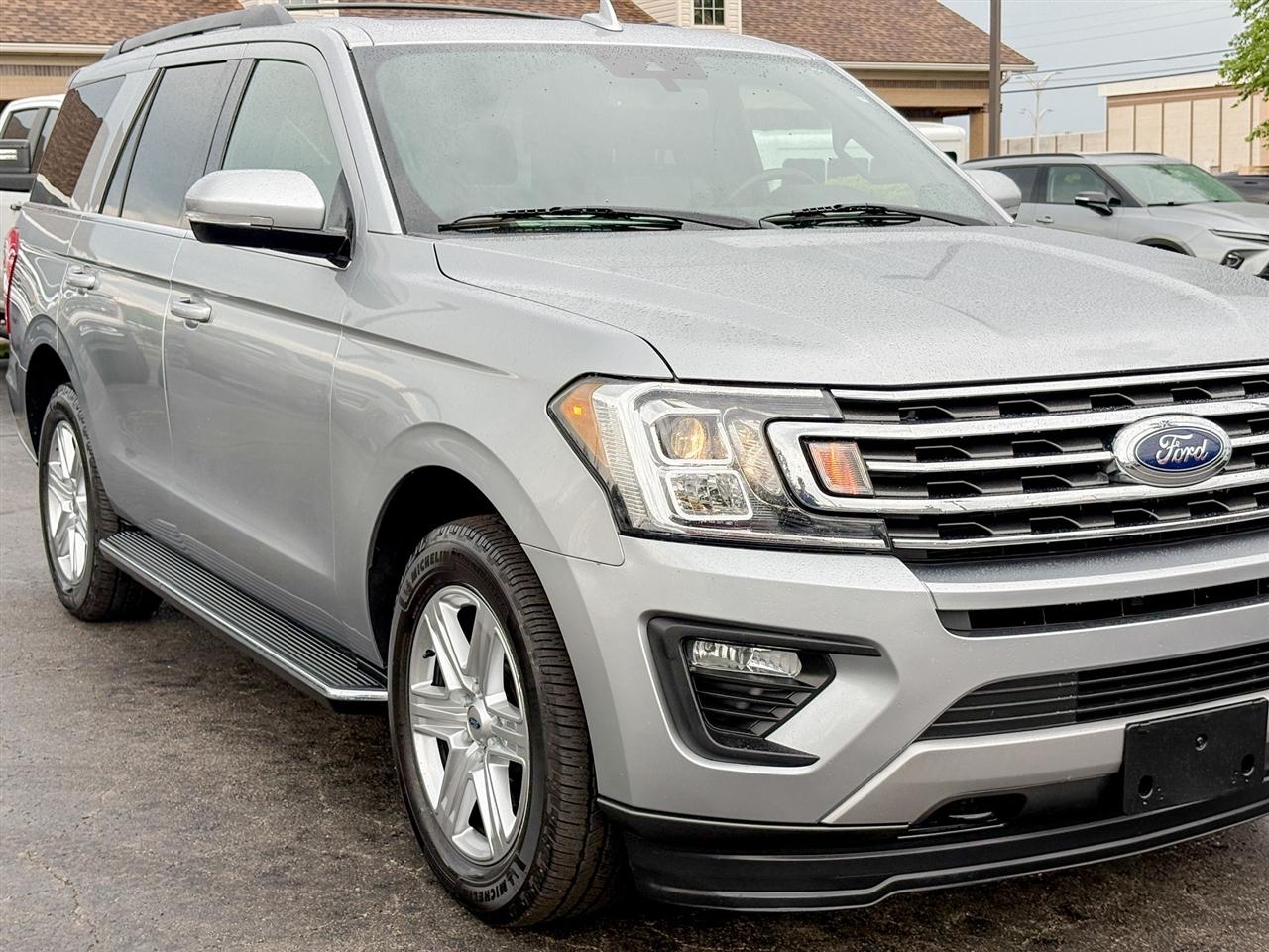 Ford Expedition XLT 4WD 2020
