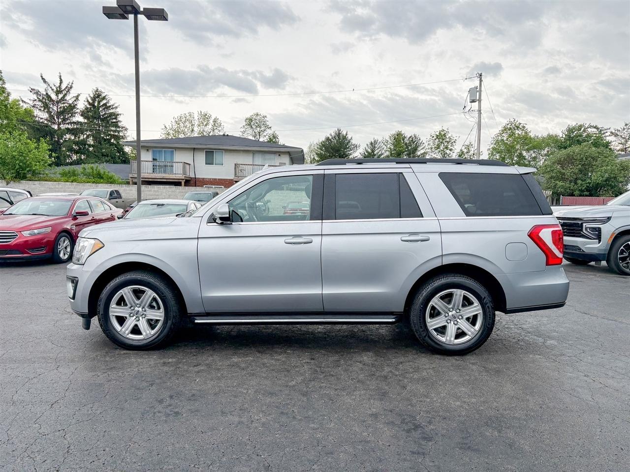 Ford Expedition XLT 4WD 2020