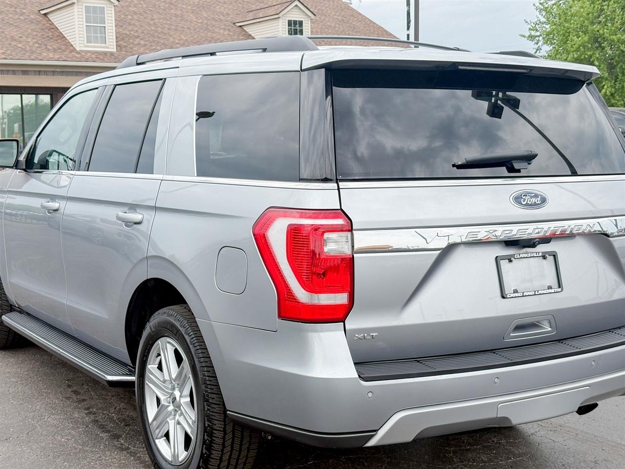Ford Expedition XLT 4WD 2020