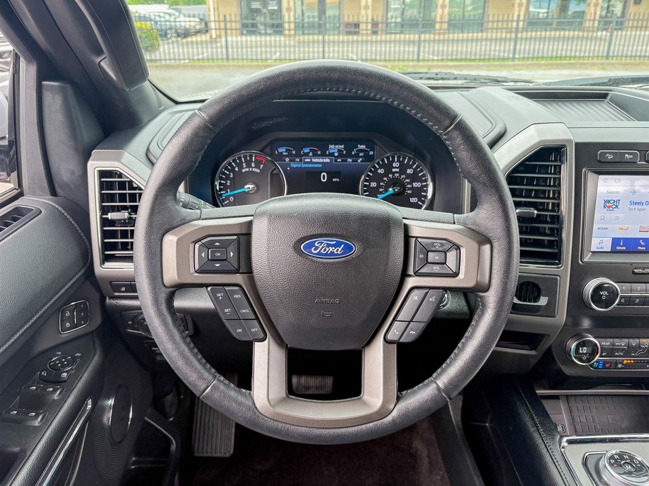 Ford Expedition XLT 4WD 2020