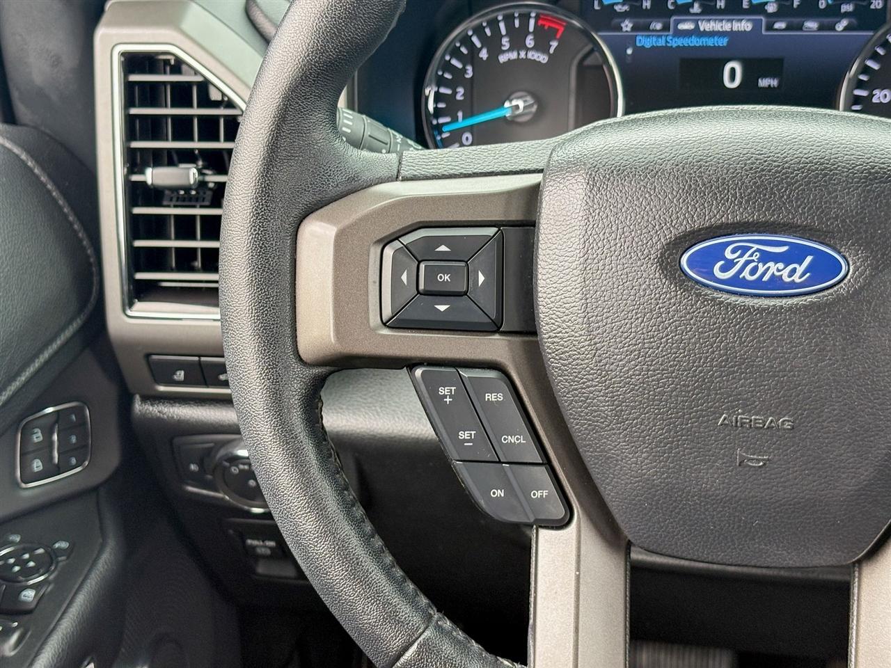 Ford Expedition XLT 4WD 2020
