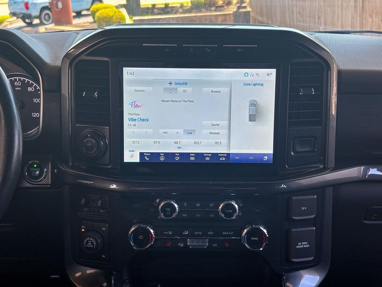 Ford F-150 XLT SuperCrew 4WD 2022