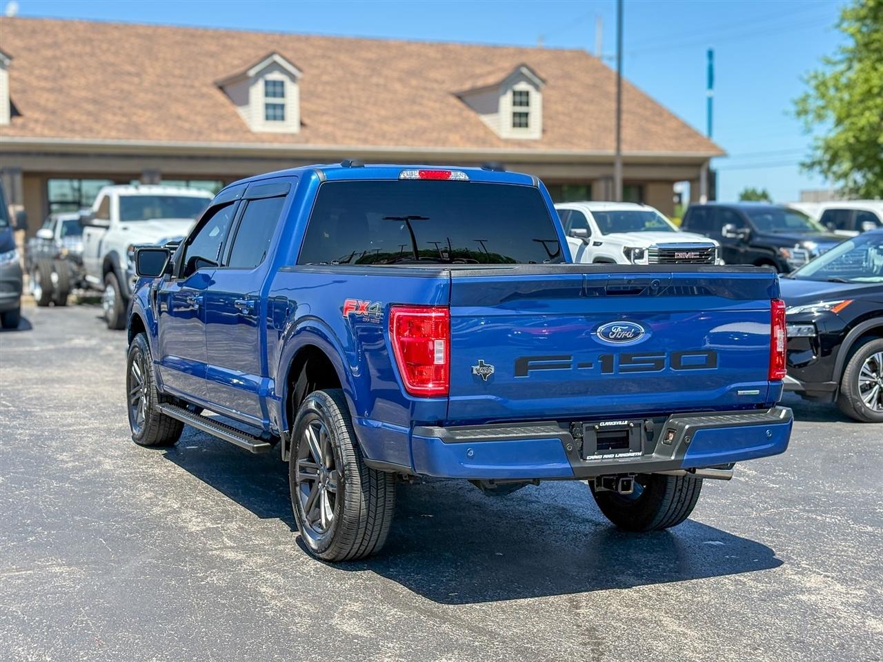 Ford F-150 XLT SuperCrew 4WD 2022
