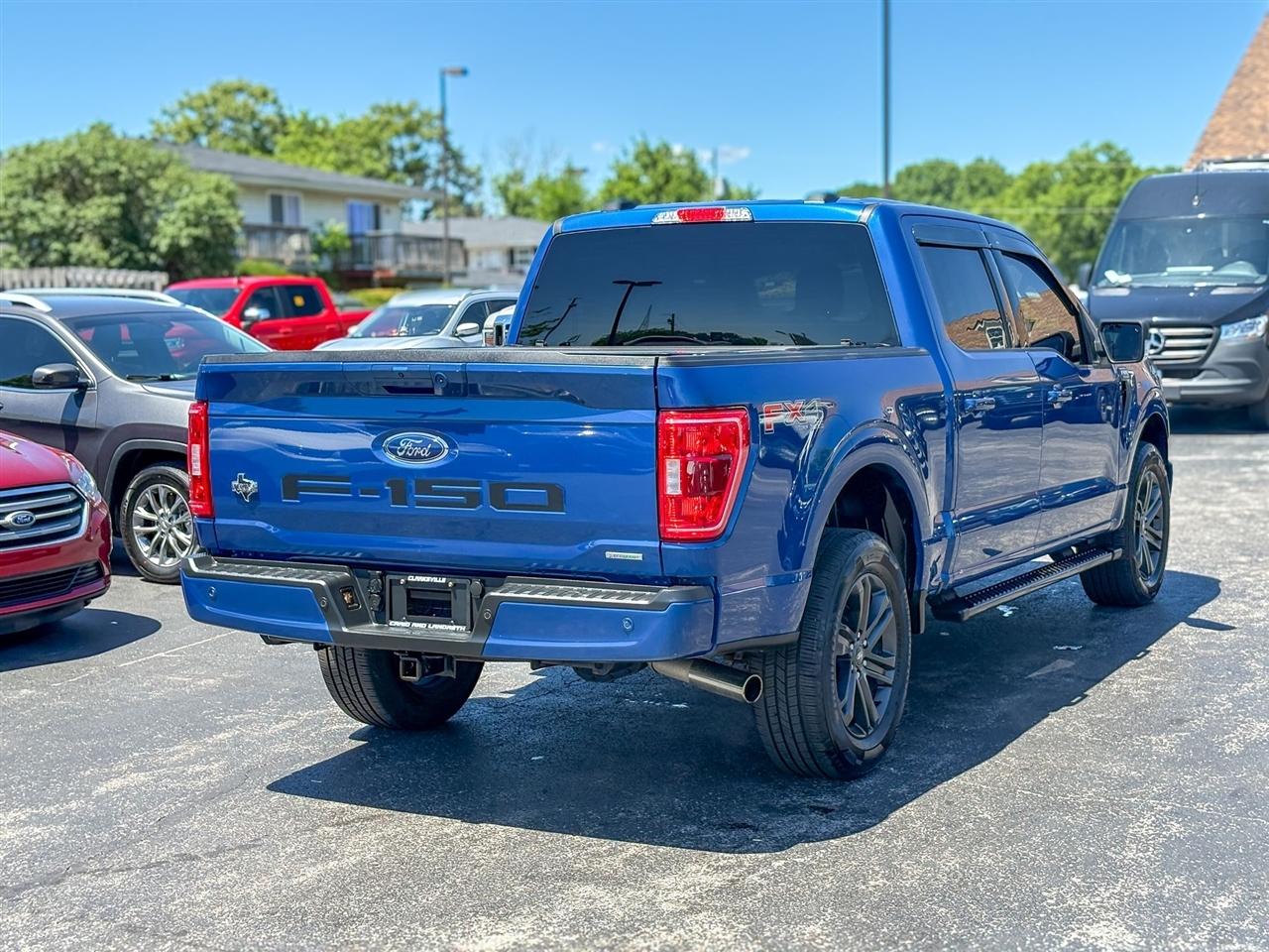 Ford F-150 XLT SuperCrew 4WD 2022