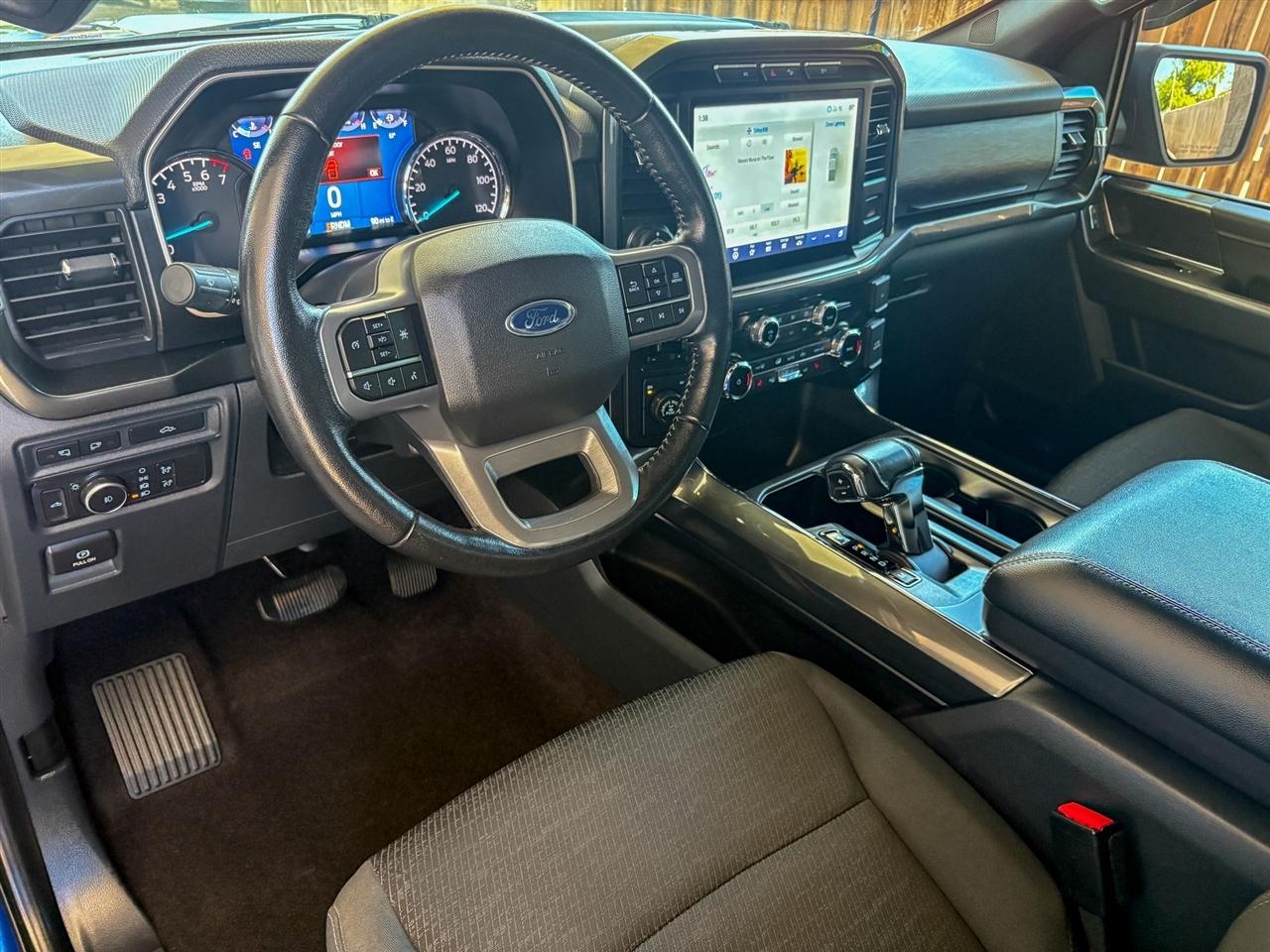 Ford F-150 XLT SuperCrew 4WD 2022