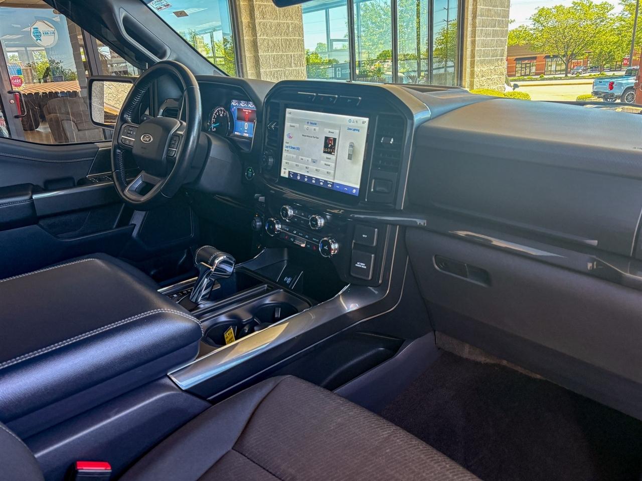Ford F-150 XLT SuperCrew 4WD 2022